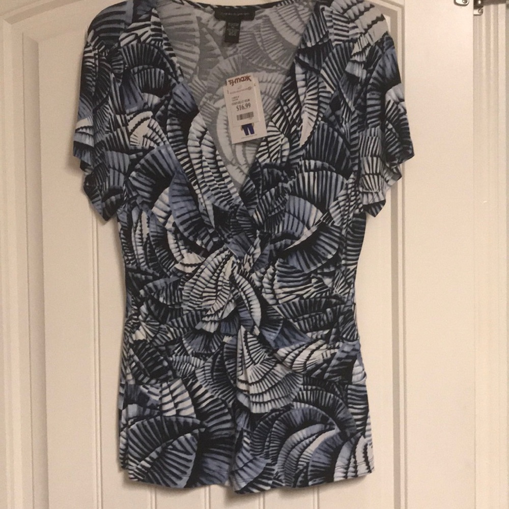 Short sleeve blouse